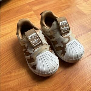 Superstar 360 shoes kids Size 6.5 us